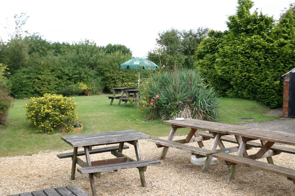 Farmhouse Inn Thaxted エクステリア 写真