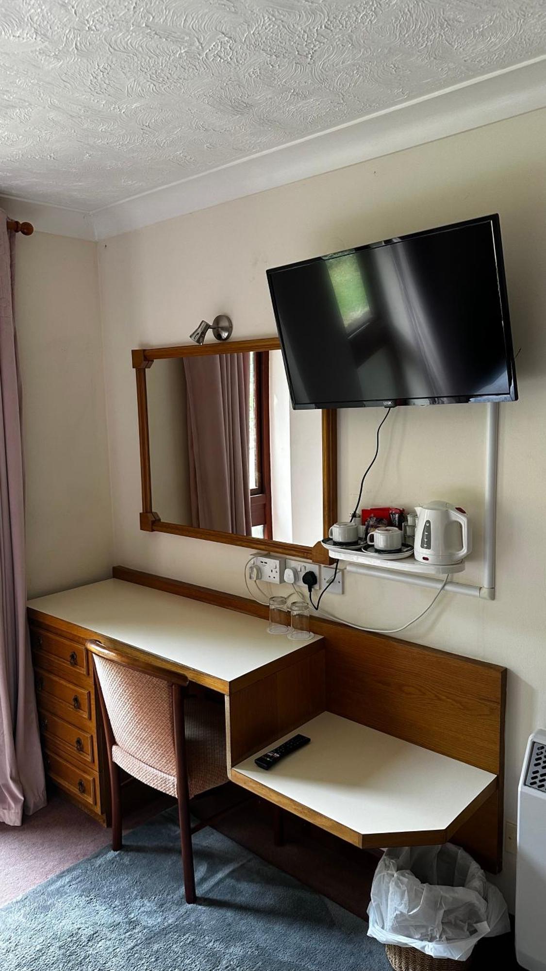 Farmhouse Inn Thaxted エクステリア 写真